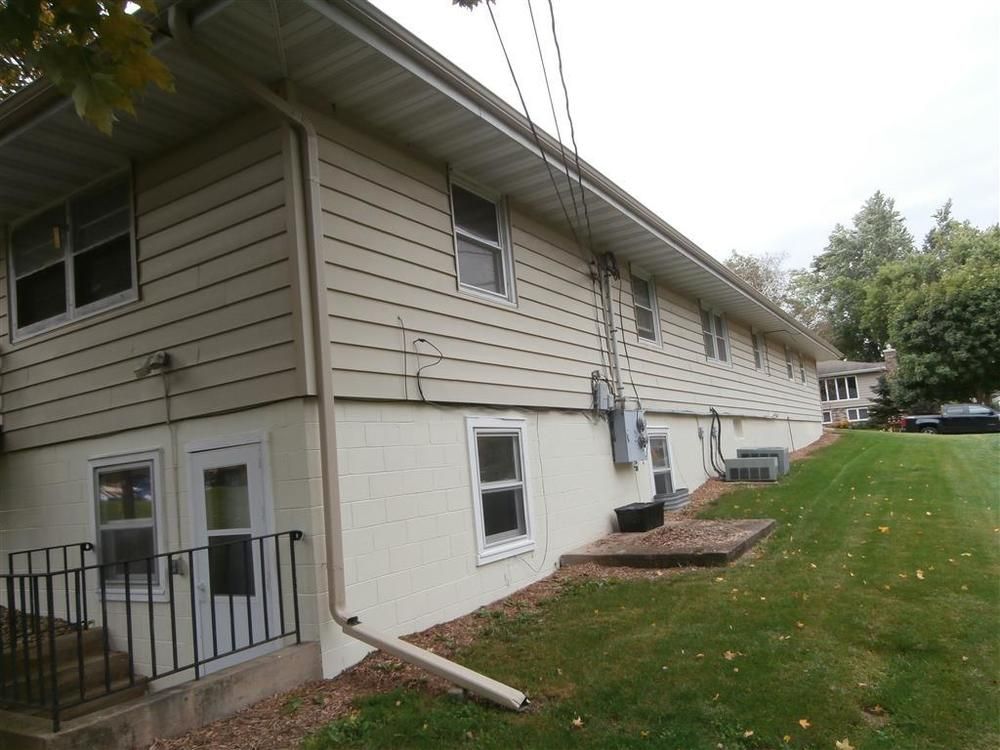 Well Maintained Duplex: 2905 Esser St, Cross Plains, WI 53528